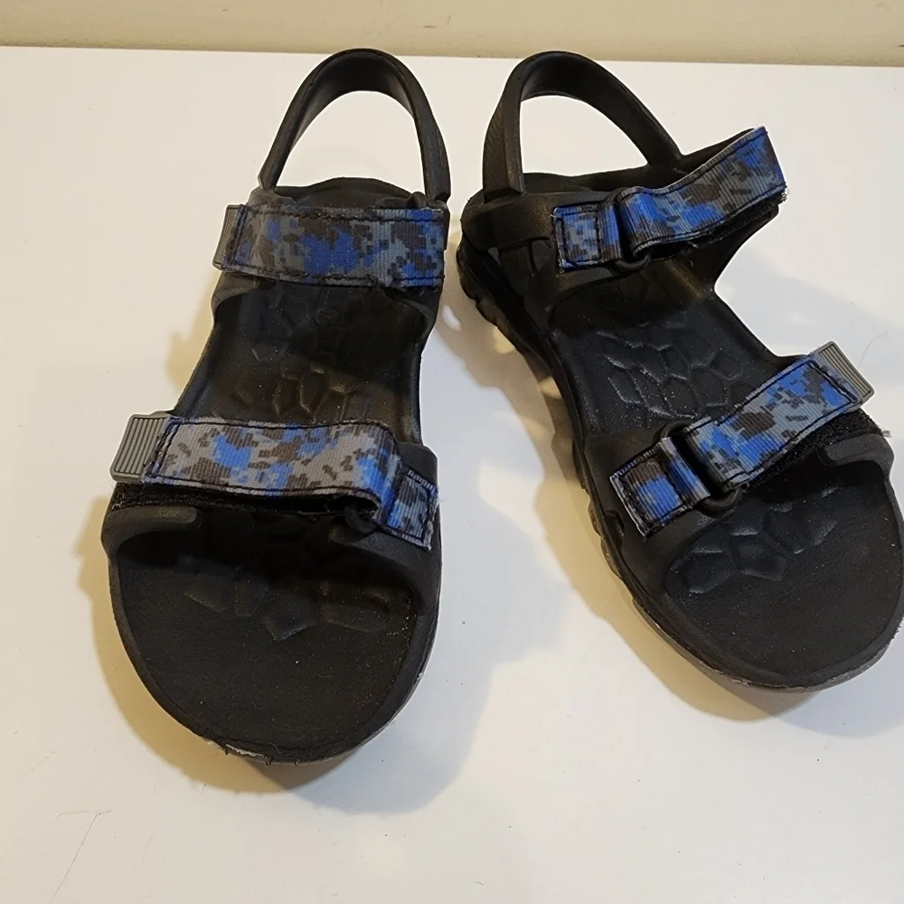 MERRELL Hydro Drif  Boys Sandals size 13